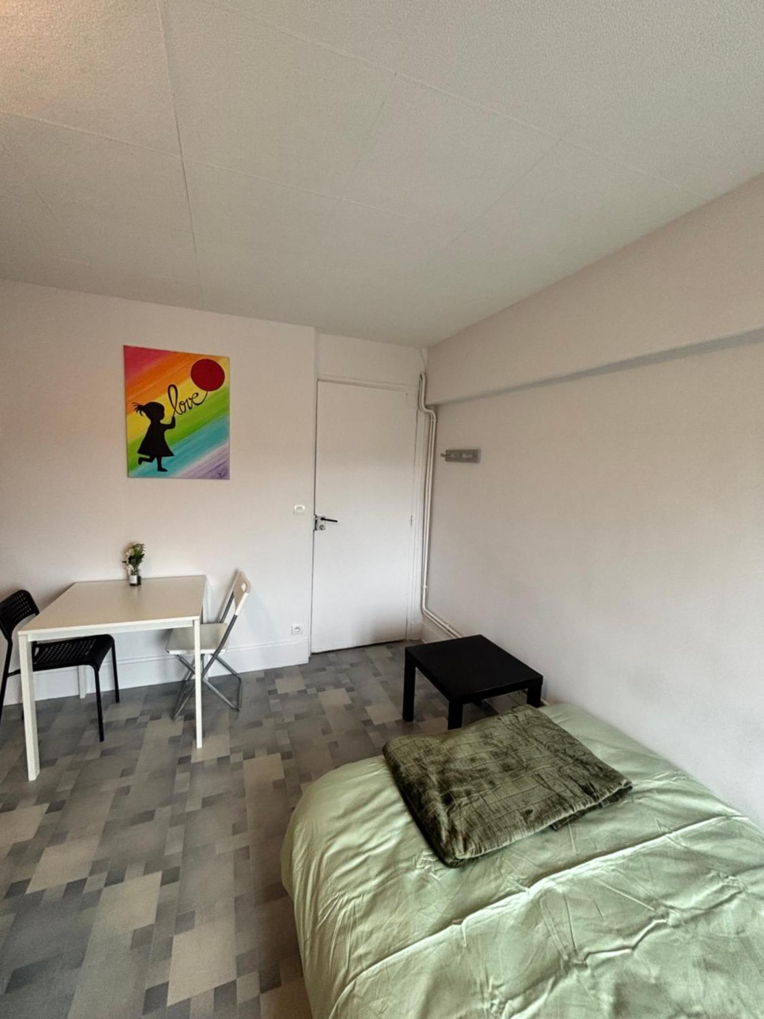 Le Gite "Detroit Studette" Besancon Confort Et Simplicite Luaran gambar