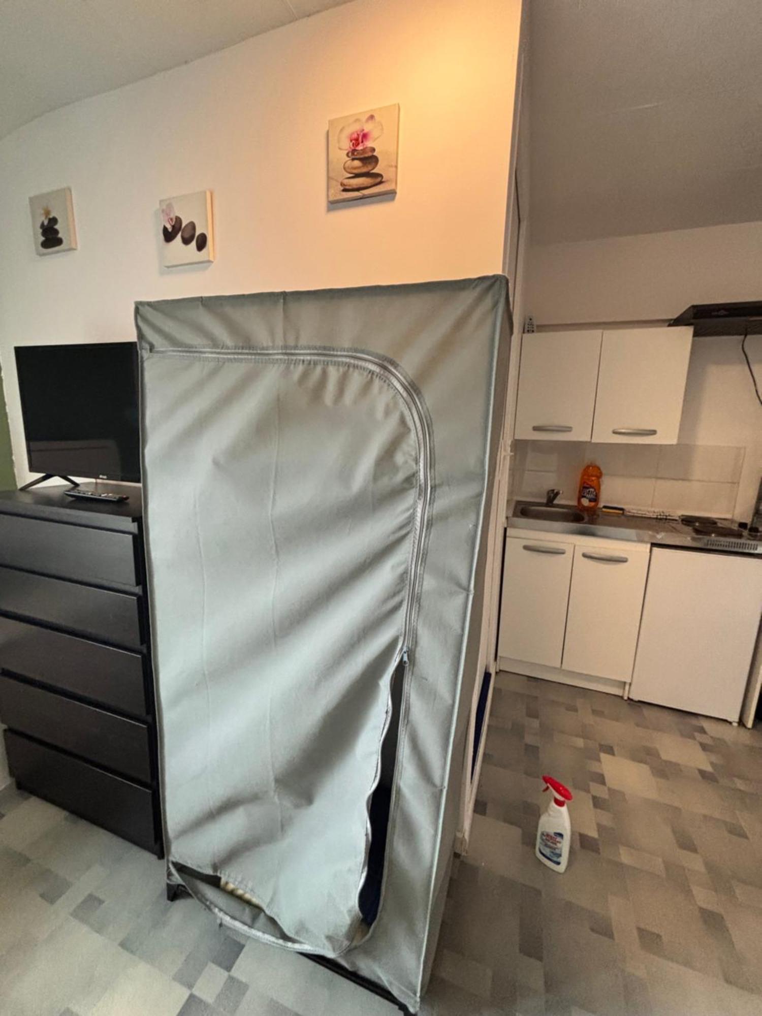 Le Gite "Detroit Studette" Besancon Confort Et Simplicite Luaran gambar